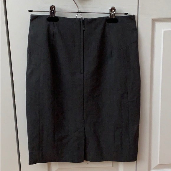 Grey Pencil Skirt (H&M) - Picture 2 of 6